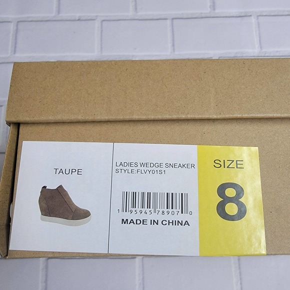 Steve Madden Hidden Wedge Sneaker Side Zipper Taupe Suede Women's Size 8 - Picture 8 of 8